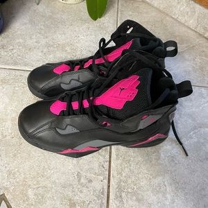 Youth size 7, womens 8.5. Brand new, never worn.